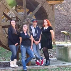 Meet your Posher, Jamie